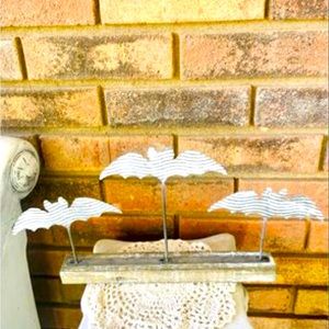 *Bats Shelf Sitter Halloween Decor